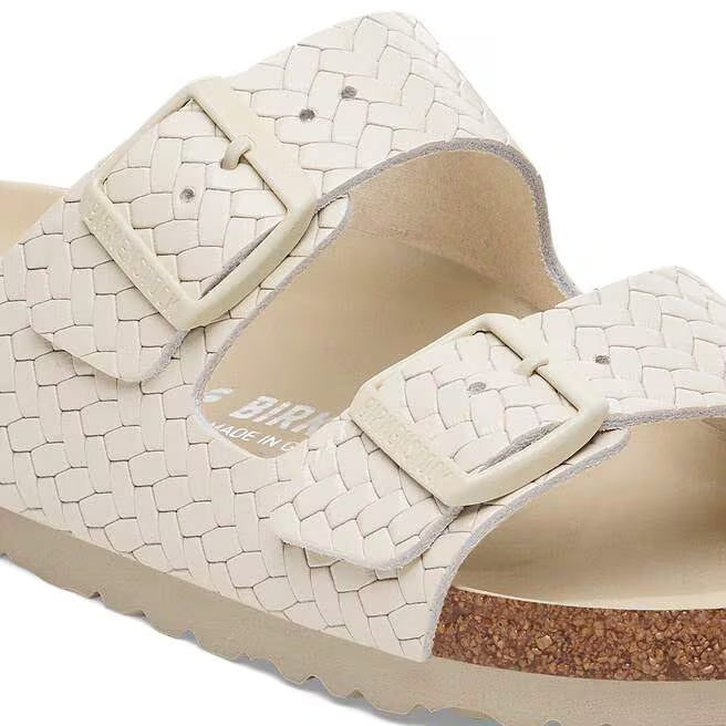 Arizona Rivet Logo Woven Embossed Ecru