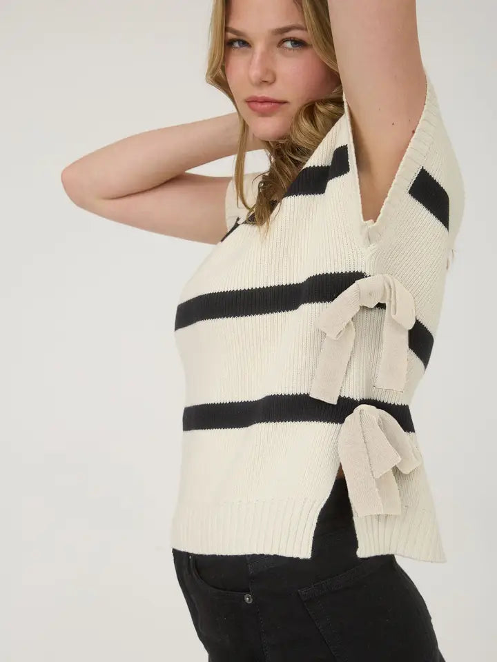 Stripe Side Tie Short Sleeve Knit Sweater