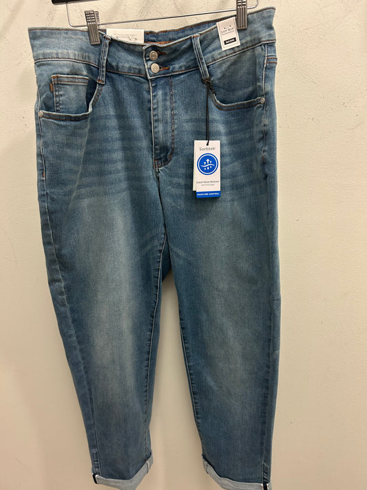 Judy Blue Boyfriend Fit Jeans Cuffed
