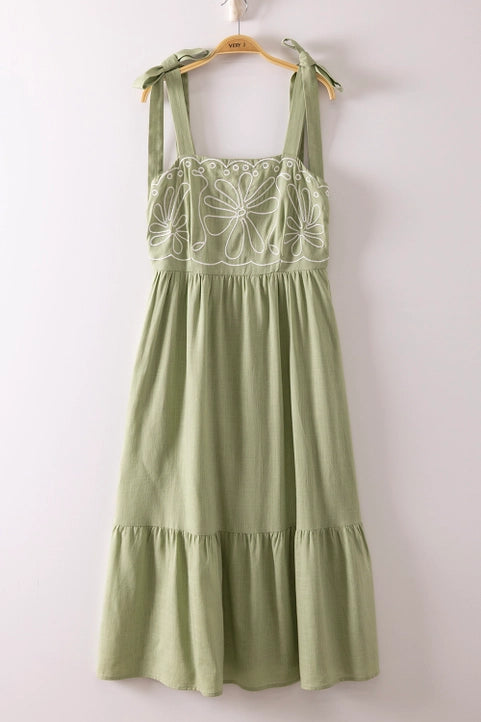 Embroidery Detail Midi Sleeveless Dress