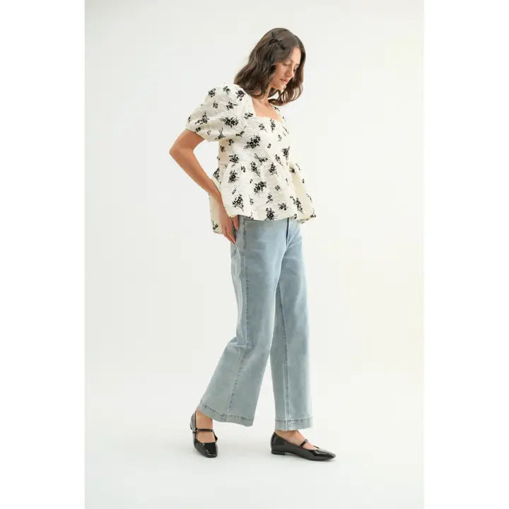 Textured Floral Puff Sleeve Blouse
