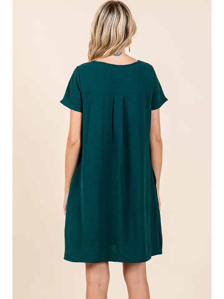 Airflow Round-Neck Short Sleeve Shift Dress