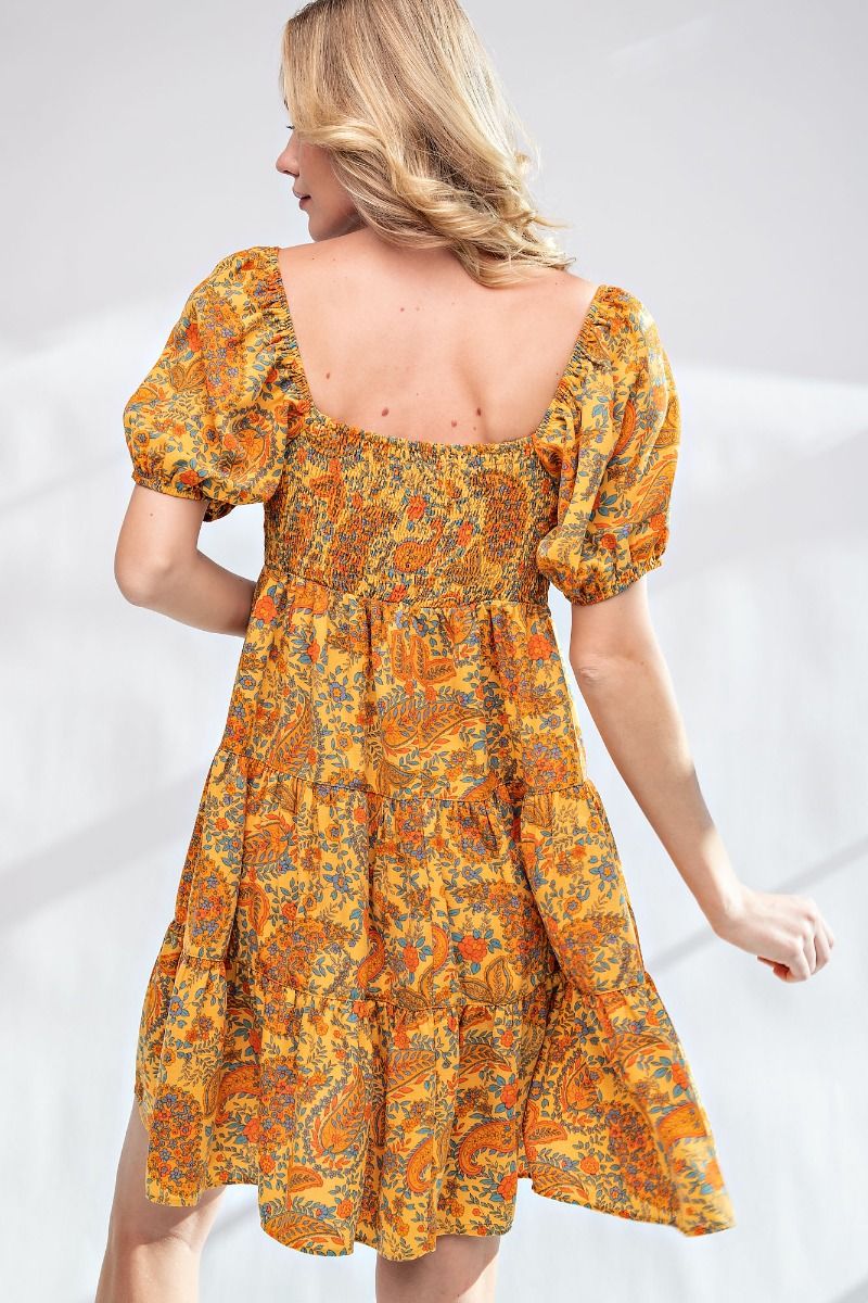 Easel Short Sleeve Tiered Crepe Dress