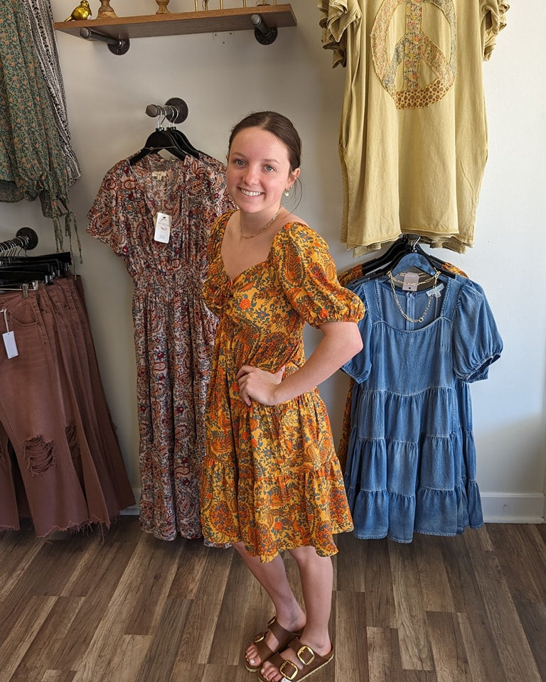Easel Short Sleeve Tiered Crepe Dress