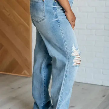 Judy Blue Rigid Magic 90's Destroy Straight Jean